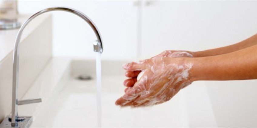 Higienize as mãos e salve vidas, por Liliana Donatelli